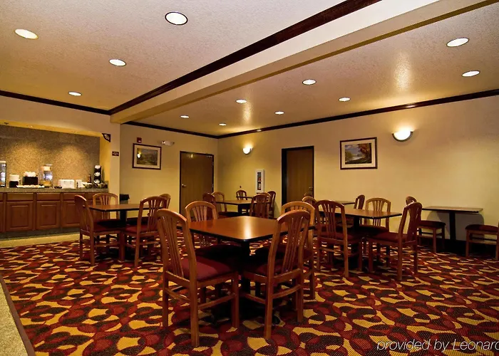 Western & Hotel